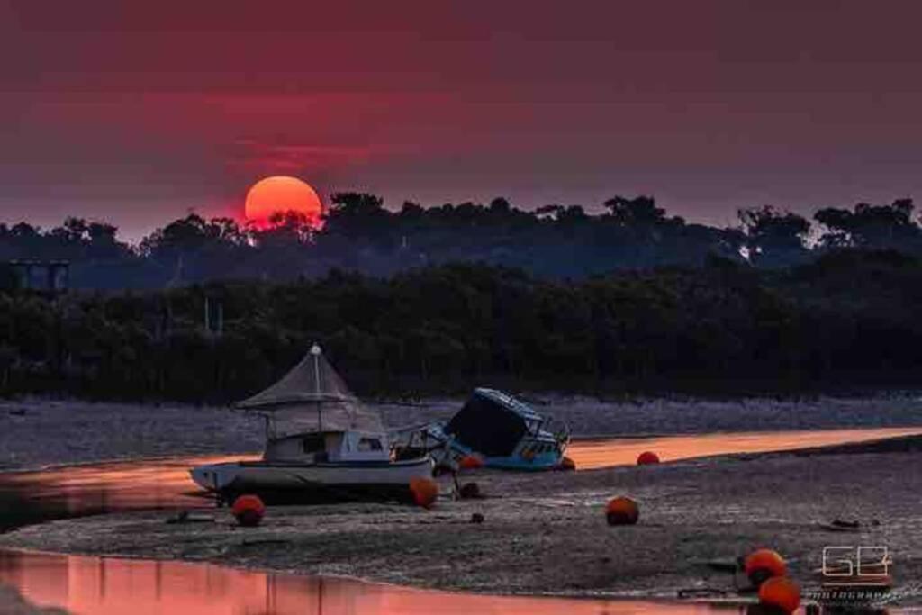 That Seaside Cottage - Fully Equipped Home, 4 Bedrooms On The Foreshore Tooradin Exterior foto