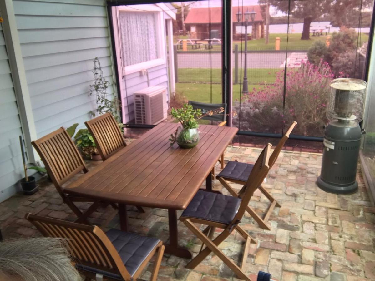 That Seaside Cottage - Fully Equipped Home, 4 Bedrooms On The Foreshore Tooradin Exterior foto