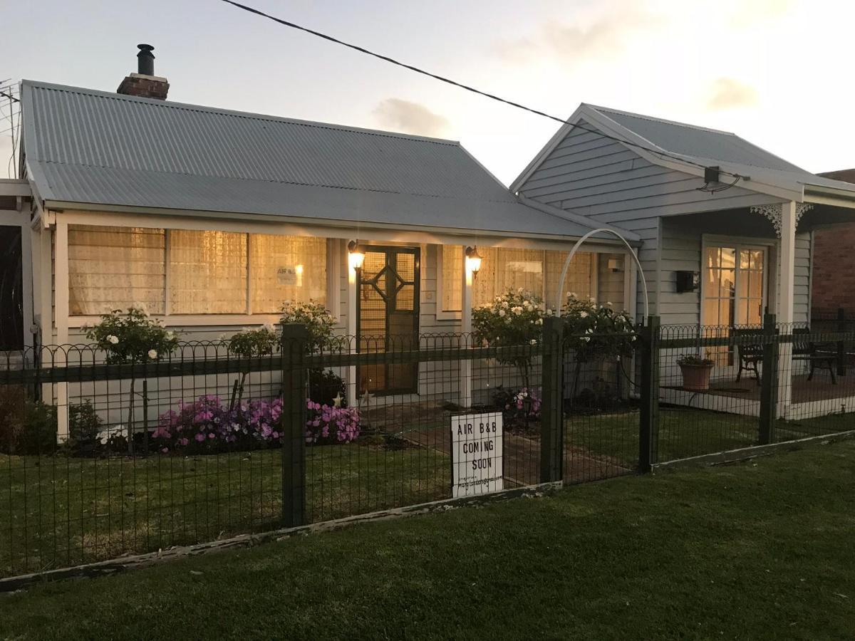 That Seaside Cottage - Fully Equipped Home, 4 Bedrooms On The Foreshore Tooradin Exterior foto